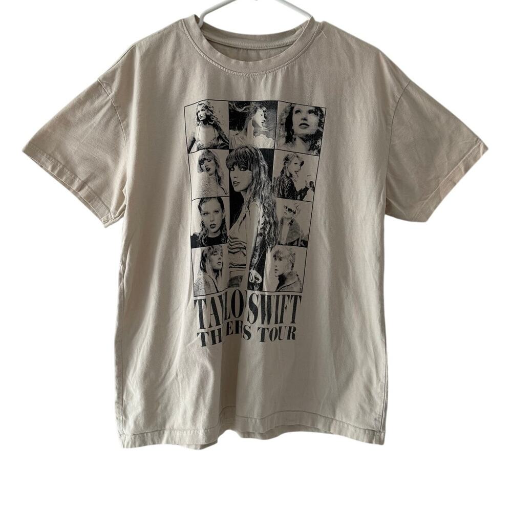 Taylor Swift The Eras Tour T-Shirt Women Large Beige Excellent Concert Merch